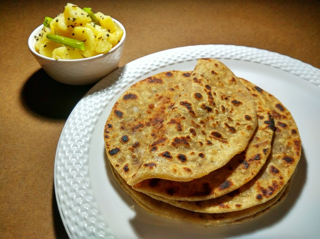 Onion Paratha with Bengali Sada Aloo
