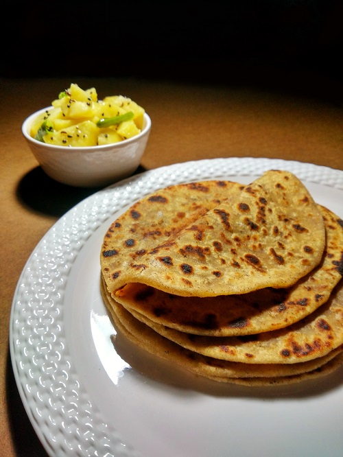 Onion Paratha with Bengali Sada Aloo