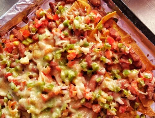 Nachos Supreme with Kidney Beans and Veggies