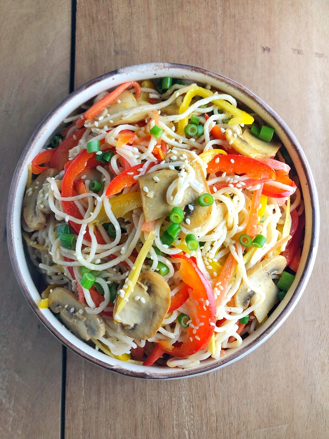 Stir-Fry Noodle Salad | Mushroom Noodle Salad with Lemon Sauce