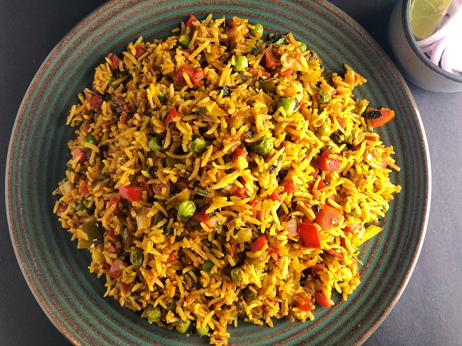 Learn how to make tawa pulao.