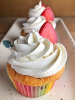 Strawberry and Chocolate Raisin Cupcakes