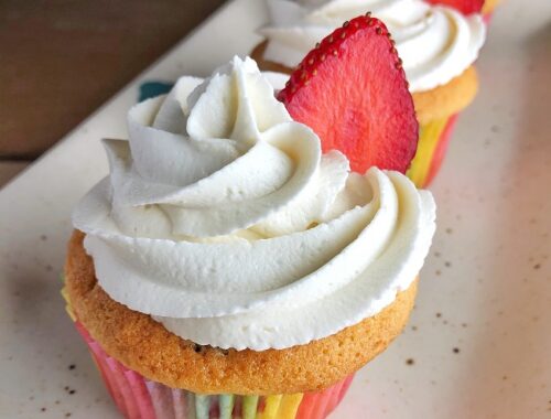 Strawberry and Chocolate Raisin Cupcakes