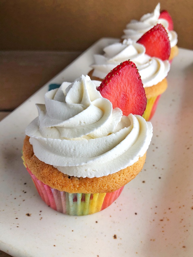 Strawberry and Chocolate Raisin Cupcakes