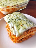 Noodle-less Chicken Lasagna with 3-Cheese Sauce