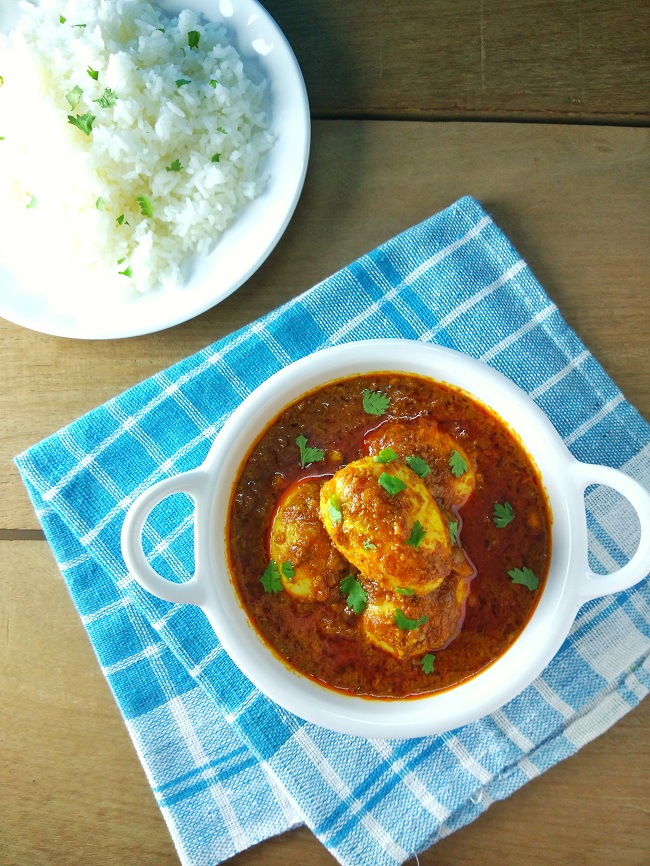 Egg Curry | Dhaba-Style Egg Gravy