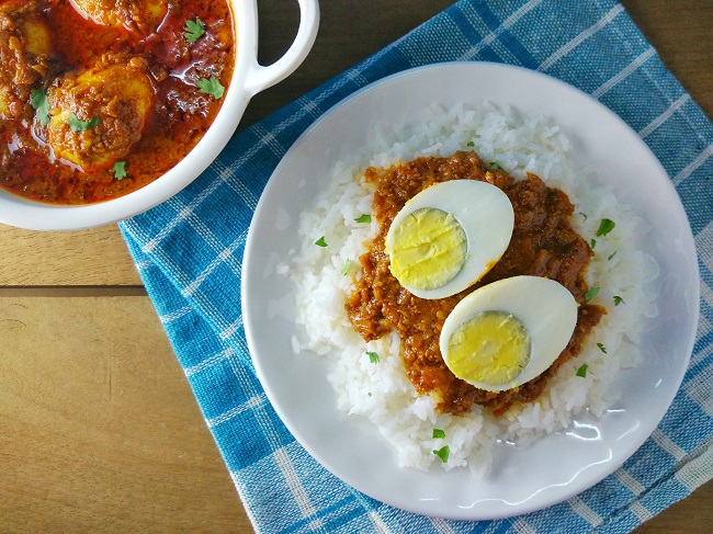 Egg Curry | Dhaba-Style Egg Gravy