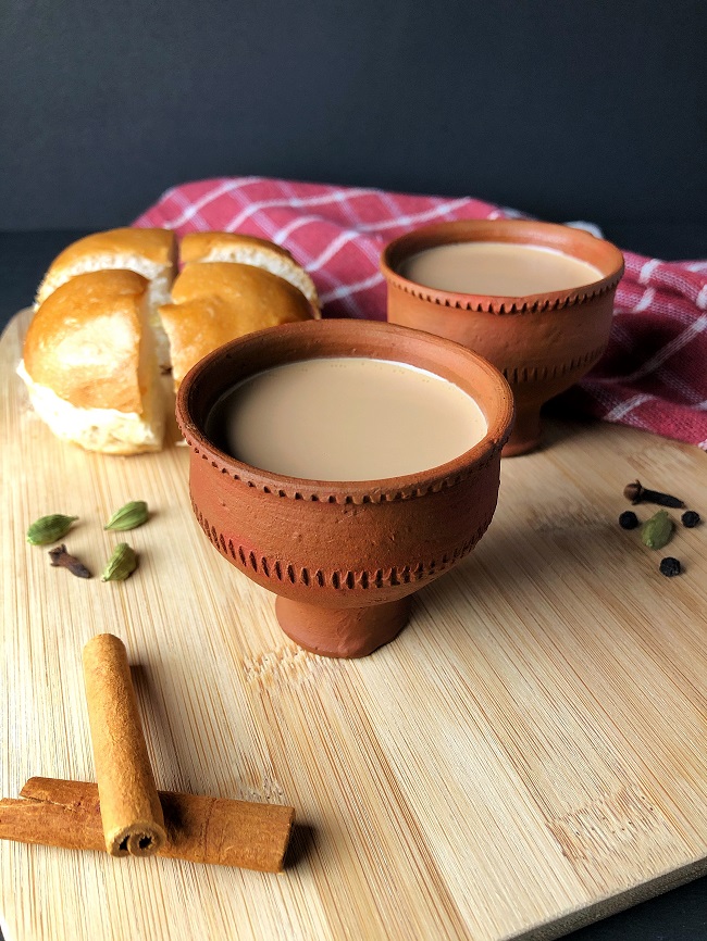 Masala Chai with Bun Maska