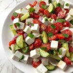 Tricolour Vegetable Salad with Garlic-Butter Dressing