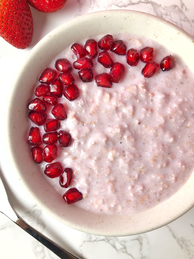 Pink Overnight Oats | Valentine’s Day Recipe