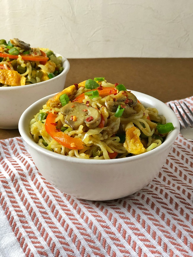 Indian-Style Maggi Recipe with Egg and Mushroom