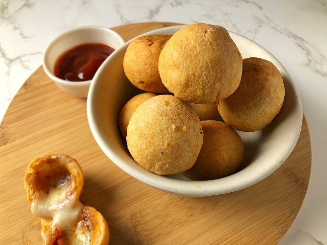 Pizza Kachori | Holi Recipes
