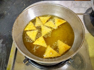 Homemade Desi Nachos
