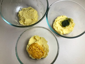 mashed potatoes - 3 types
