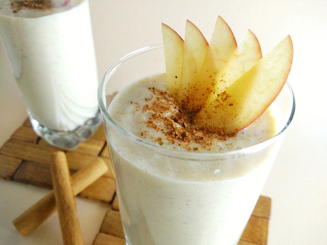 Apple Pie Smoothie | Apple Cinnamon Milkshake
