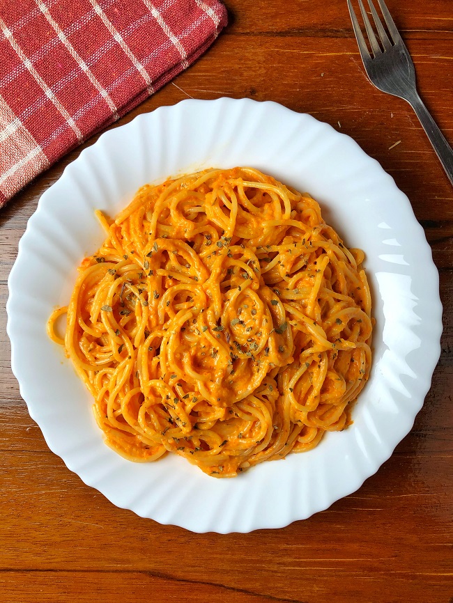 Easy Red Sauce Pasta Recipe
