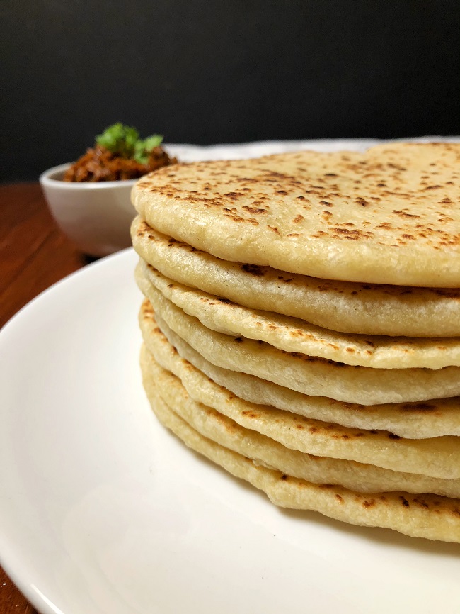 How To Make Khamiri Roti At Home
