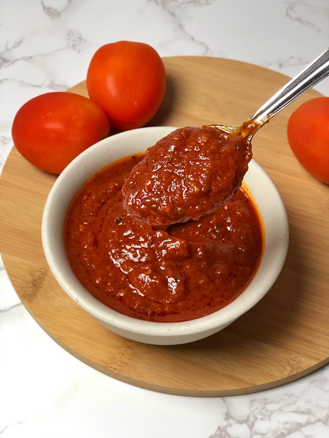 How To Make Pizza Sauce With Tomato Puree
