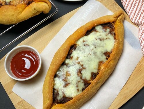 Turkish Pide (Pizza) with Keema Masala Filling