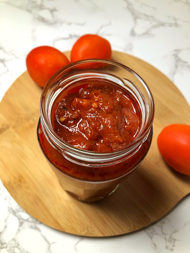 How To Make Pizza Sauce With Tomato Puree