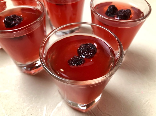 Cranberry Whiskey Jello Shots (Vegan)
