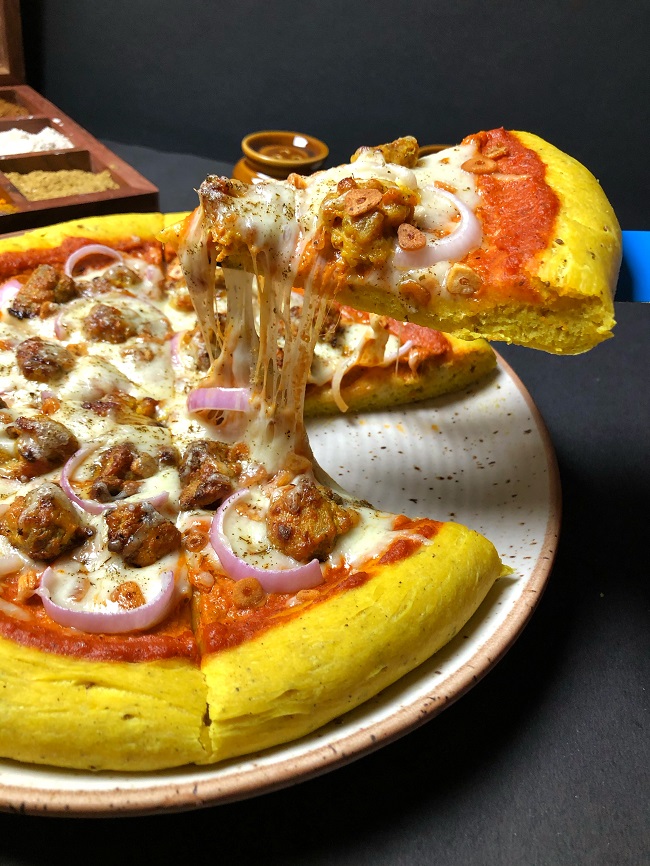 Butter Chicken Pizza With Indian Spiced Crust