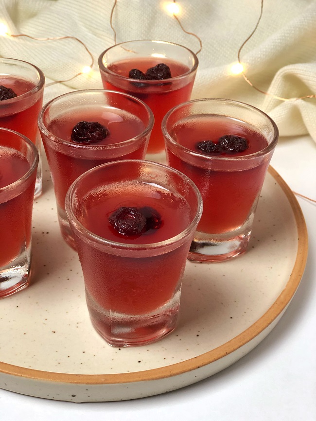 Cranberry Whiskey Jello Shots (Vegan)