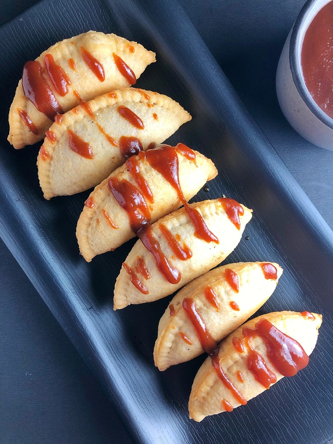 Butterscotch Gujiya | Easy Homemade Gujiya Recipe
