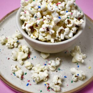 white chocolate popcorn with sprinkles