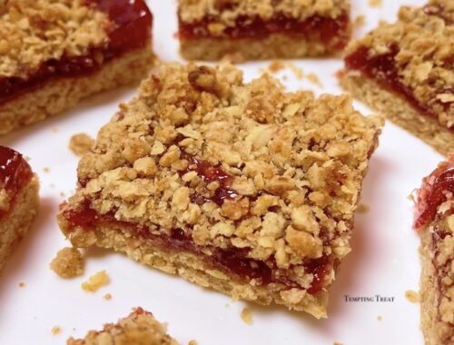 Easy Strawberry Oats Bars