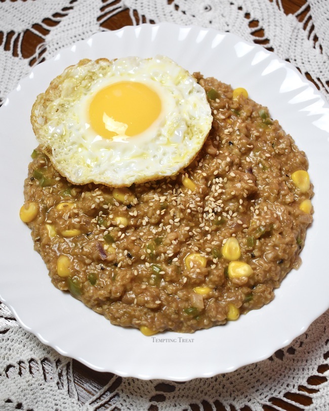 Chinese-Style Oats Khichdi Recipe