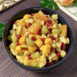 Easy Fruit Chaat Recipe For Iftar (Ramadan Iftar Recipes)