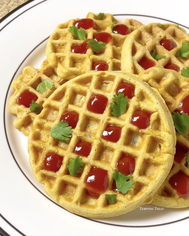 Pyaz Pakora Waffles Recipe